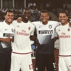 Bacca, Zapata y Guarín jugaron el primer clásico italiano