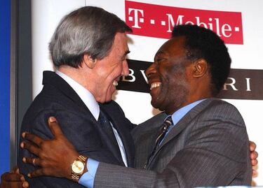 England great Gordon Banks dies