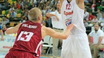 Mirotic se exhibe y España jugará la final ante Italia