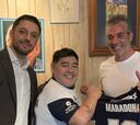 Maradona vuelve a los banquillos: dirigirá a Gimnasia