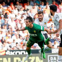 Aprobados y suspensos del Elche: Milla, pese a la polémica, confirma que hay vida