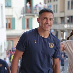 “Yo me quedaría con Sánchez... Pero si no se siente seguro, se encierra, se deprime y no rinde”