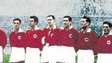 <b>EL EQUIPO DEL 48. </b>El Nàstic en su debut en Primera. Juanete es el cuarto empezando por la izquierda.