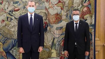 El rey Felipe VI recibe en una audiencia real al al director general de la Organización Mundial de la Salud (OMS), Tedros Adhanom Ghebreyesus en el palacio de la Zarzuela.