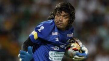 Henao debutó en 1992 con el Once Caldas.