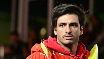 Ferrari's Spanish driver Carlos Sainz Jr. arrives for the Las Vegas Formula One Grand Prix in Las Vegas, Nevada on November 23, 2024. (Photo by Frederic J. Brown / AFP)