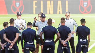 05/04/24 PREVIA FINAL COPA DEL REY
ESTADIO DE LA CARTUJA
ENTRENAMIENTO DEL MALLORCA
GRUPO CHARLA JAVIER AGUIRRE