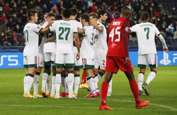 Eder celebró el primer gol del Lokomotiv.