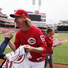 Parejo no defraudó y honró al Valencia en el 'primer pitch'