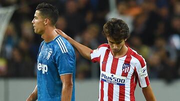 Joao F&eacute;lix y Cristiano Ronaldo durante un amistoso de pretemporada entre el Atl&eacute;tico de Madrid y la Juventus de Tur&iacute;n. 