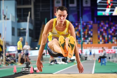 Tentoglou brilla y Guerra acierta el bronce... pero no puede saltarlo