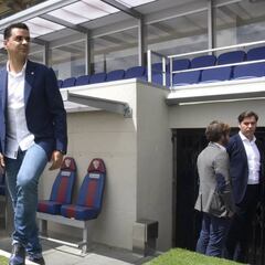 El Huesca se rinde a Míchel y la harán un equipo a su medida