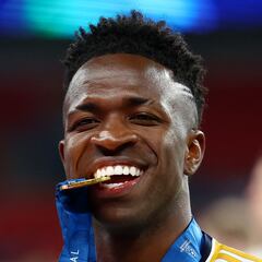 Real Madrid players Vinicius Jr and Éder Militão visit the Miami Dolphins