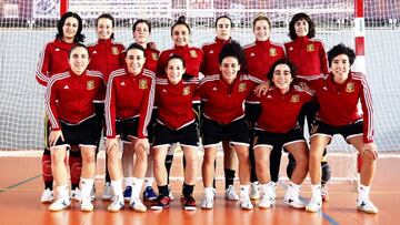 España se impone a Rusia en un duelo igualado con gol de Peque