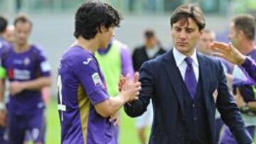 El saludo de Montella con Fernández tras el partido.