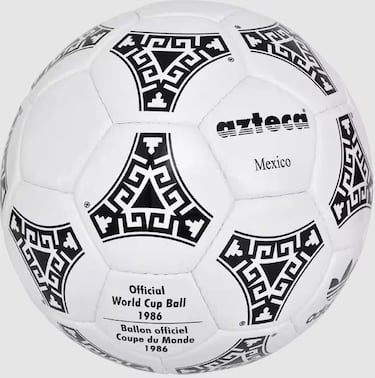 Llamado así en referencia a los aztecas, que vivieron en la región entre los siglos XIV y XVI, el Azteca siguió el formato del Tango Durlast y el Tango España.

El diseño de las tríadas cambió ligeramente, para hacer referencia a la arquitectura y los murales del pueblo azteca y del país anfitrión, México.