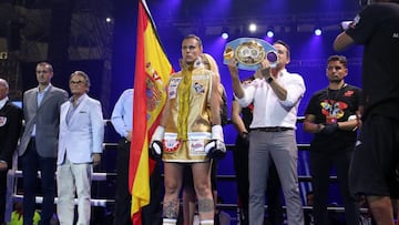 Joana Pastrana, antes de su combate ante Yokasta Valle.