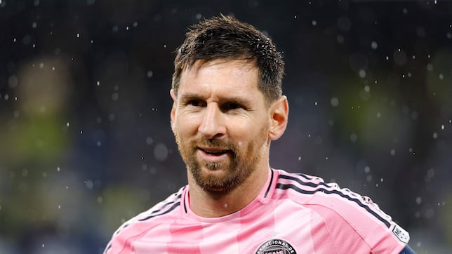 Messi se cita con la historia, va por su gol 900