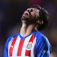 Oribe y su increíble falla a 20 centímetros de gol y sin portero