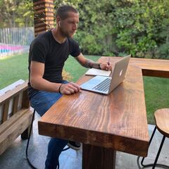 Luciano Aued en AS: un ‘recado’ a Colo Colo, el recuerdo de Boric y su nueva faceta