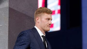 KANSAS CITY, MISSOURI - APRIL 27: Top prospect Will Levis is introduced during the first round of the 2023 NFL Draft at Union Station on April 27, 2023 in Kansas City, Missouri.   David Eulitt/Getty Images/AFP (Photo by David Eulitt / GETTY IMAGES NORTH AMERICA / Getty Images via AFP)