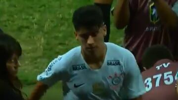 La mala noche de Araos: esta fue su expulsión en la Copa de Brasil