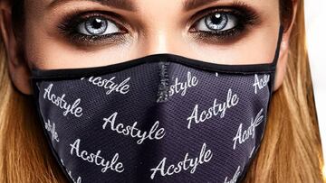 Gorgeous woman with blue eyes