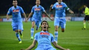 Cavani ha celebrado este a&ntilde;o 38 goles con el N&aacute;poles.