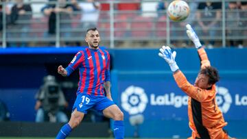 30/04/22  PARTIDO SEGUNDA DIVISION 
EIBAR - ZARAGOZA 
GOL ANULADO A JUAN DIEGO MOLINA STOICHKOV