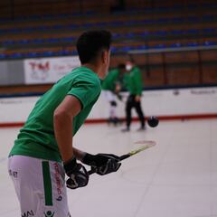 La plantilla del Liceo, atrapada en el aeropuerto de Barcelona