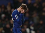 Chelsea's English midfielder #10 Cole Palmer reacts after missing a great chance during the English Premier League football match between Chelsea and Leeds United at Stamford Bridge in London on February 10, 2026. (Photo by Adrian Dennis / AFP) / RESTRICTED TO EDITORIAL USE. No use with unauthorized audio, video, data, fixture lists, club/league logos or 'live' services. Online in-match use limited to 120 images. An additional 40 images may be used in extra time. No video emulation. Social media in-match use limited to 120 images. An additional 40 images may be used in extra time. No use in betting publications, games or single club/league/player publications. /