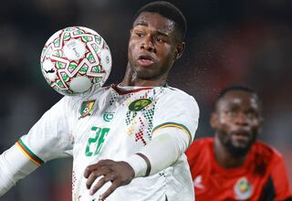 Kofane dispara a Camerún