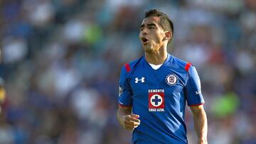 Es de los jugadores más regulares en Cruz Azul y aunque nunca ha tenido un llamado a la Selección Mexicana, fácilmente podría pelear un lugar, al menos para estar en la banca.