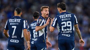 Sergio Canales and Lucas Ocampos of Monterrey during the 15th round match between Monterrey and Atlas as part of the Liga BBVA MX, Torneo Apertura 2024 at BBVA Bancomer Stadium on November 02, 2024 in Monterrey, Nuevo Leon, Mexico.