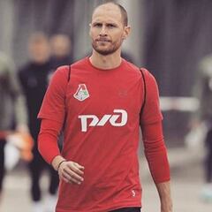 Höwedes se niega a volver al Lokomotiv por miedo al coronavirus