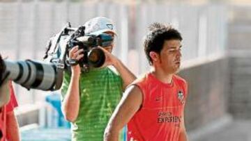 <b>A LA ESPERA. </b>Villa, ayer en el entrenamiento con el Valencia.