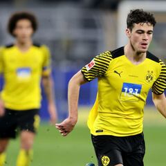 Gio Reyna levanta la mano para volver al USMNT tras colaborar con asistencia en triunfo del Borussia Dortmund