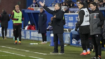 19/01/24 PARTIDO PRIMERA DIVISION 
ALAVES - CADIZ 
SERGIO GONZALEZ