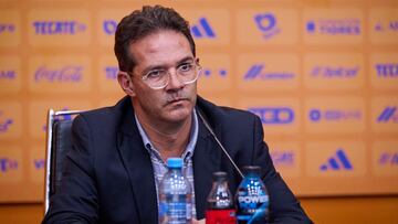 Antonio Sancho sobre el supuesto interés de Tigres por Denis Bouanga: “Ahorita no hay nada”