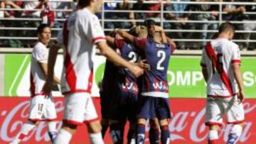 El Eibar celebra su gol.