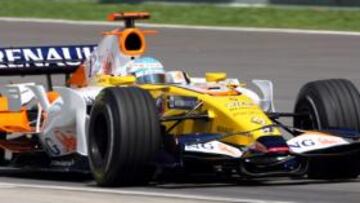<b>LIMITADO</b>. Fernando Alonso es consciente de sus escasas posibilidades de estar en los primeros puestos con su actual R28