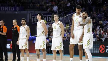 24/01/20 REAL MADRID vs ANADOLU EFES
PARTIDO EUROLIGA BALONCESTO
CAMPAZZO DECK CARROLL TAVARES Y TAYLOR EN EL CINCO INICIAL
