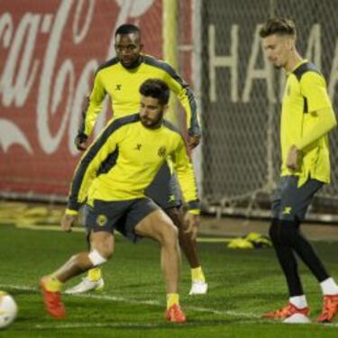 El liderato se juega ante un Rapid de Viena ya clasificado