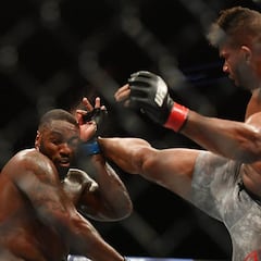 Overeem resurge ante Harris