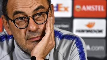 Sarri en una rueda de prensa con el Chelsea