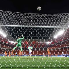 What does each team need to advance to the Round of 16 at Euro 2024?