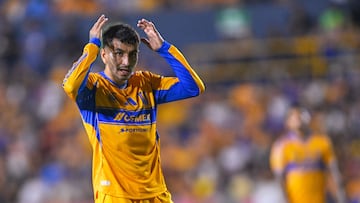 Angel Correa of Tigres during the 5th round match between Tigres UANL and America as part of the Liga BBVA MX, Torneo Apertura 2025 at Universitario Stadium, on August 16, 2025 in Monterrey, Nuevo Leon, Mexico.