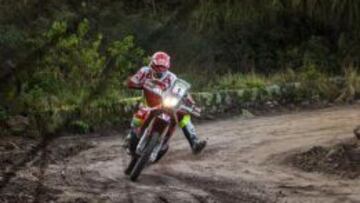 Joan Barreda sufrió una caída y tuvo que retirarse.