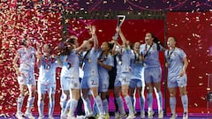 España celebra el título del pasado año.