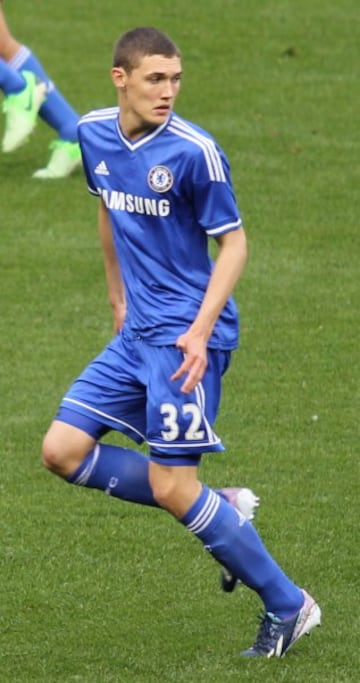 37. Andreas Christensen (Dinamarca). El talentoso defensor pertenece a los registros del Chelsea. 